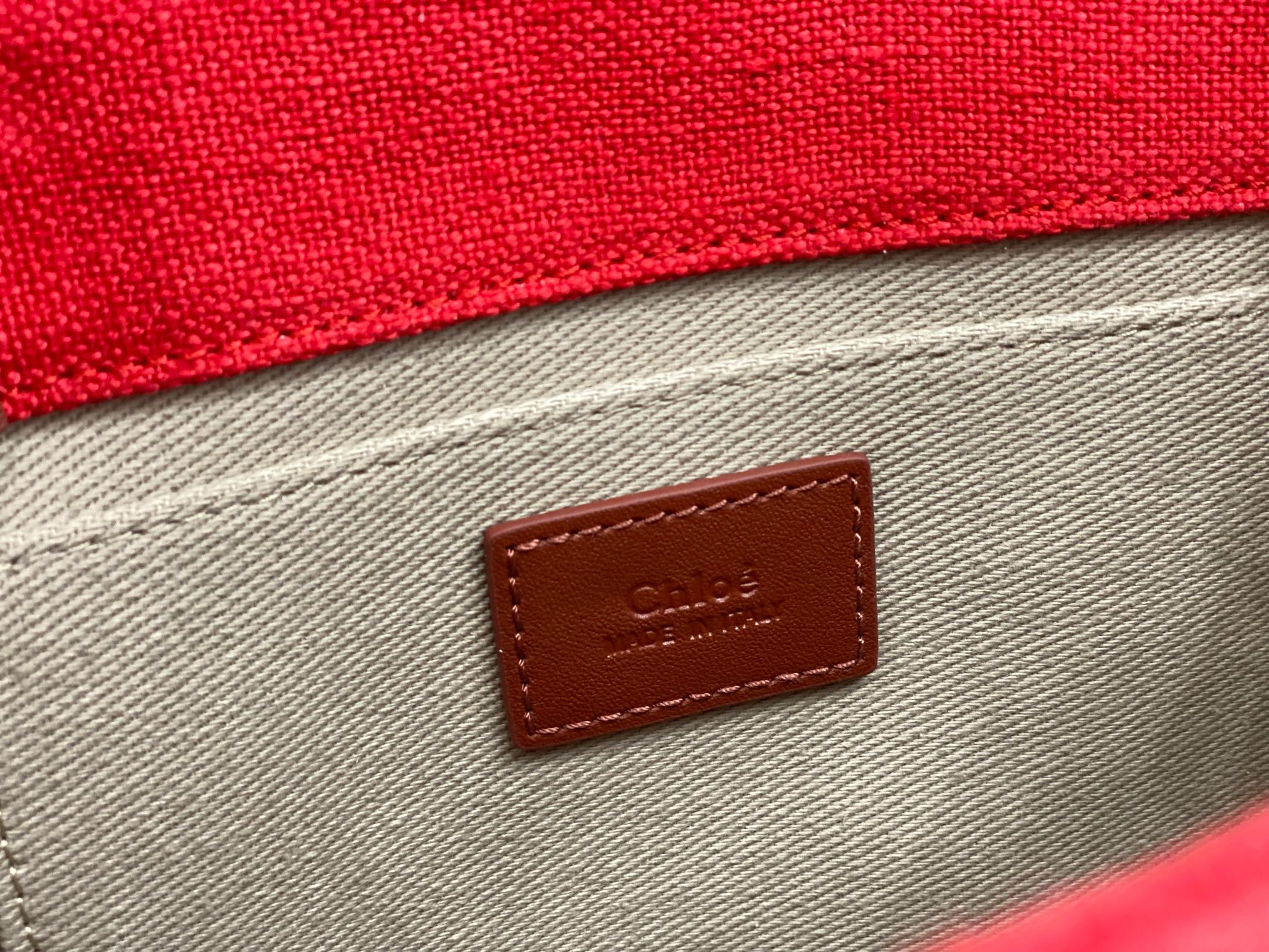 Chloe Small Woody Tote Bag In Linen